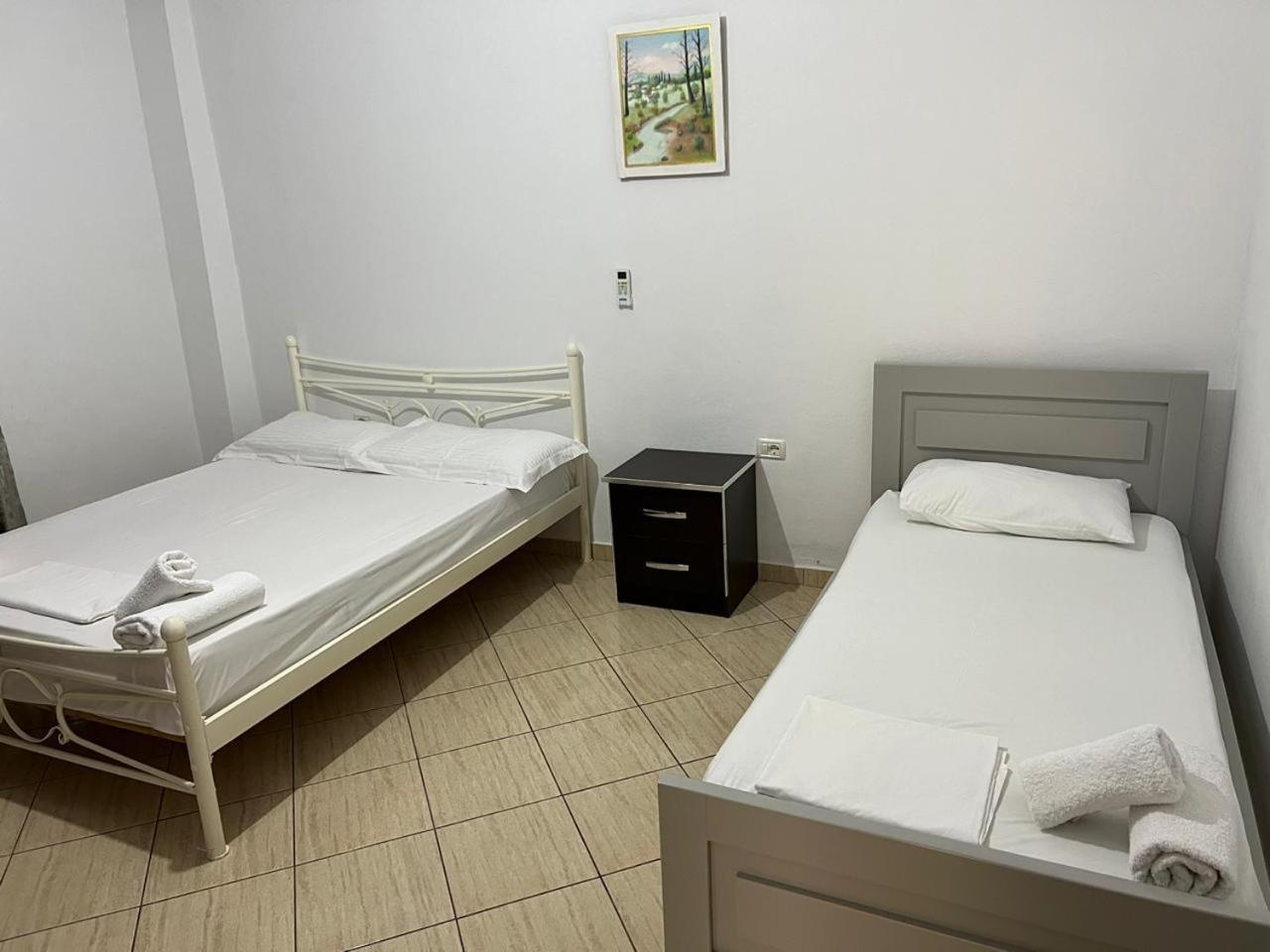 Golden Apartment Sarandë Exterior foto