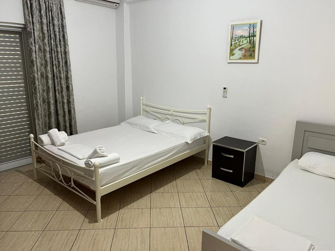 Golden Apartment Sarandë Exterior foto