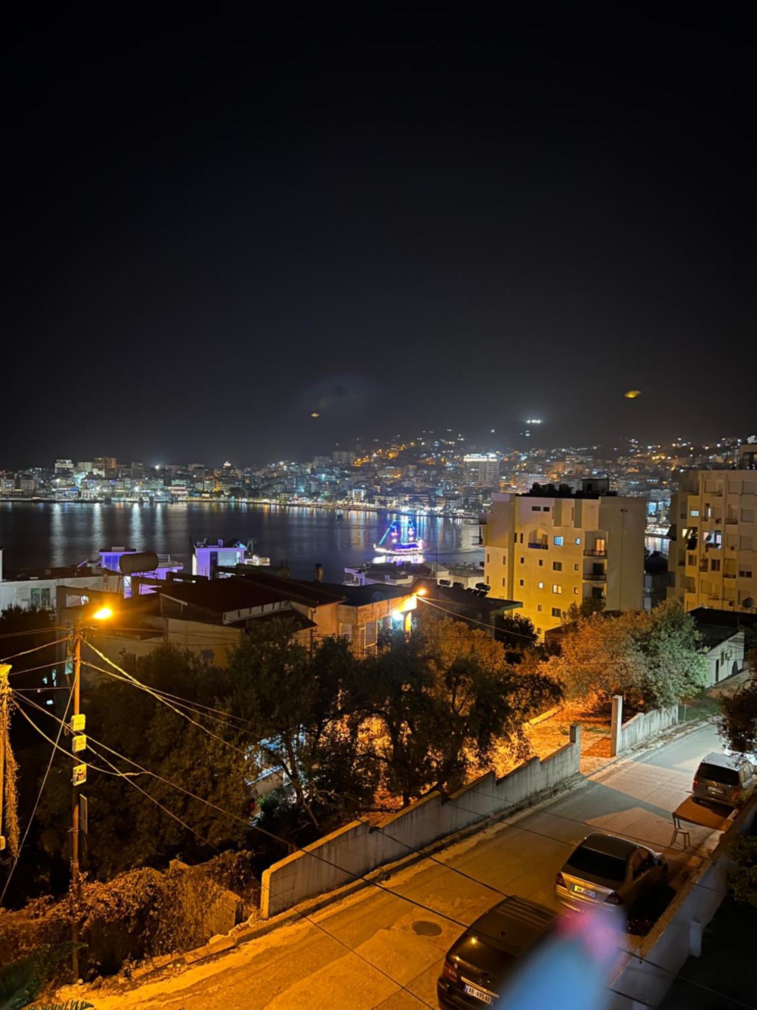 Golden Apartment Sarandë Exterior foto
