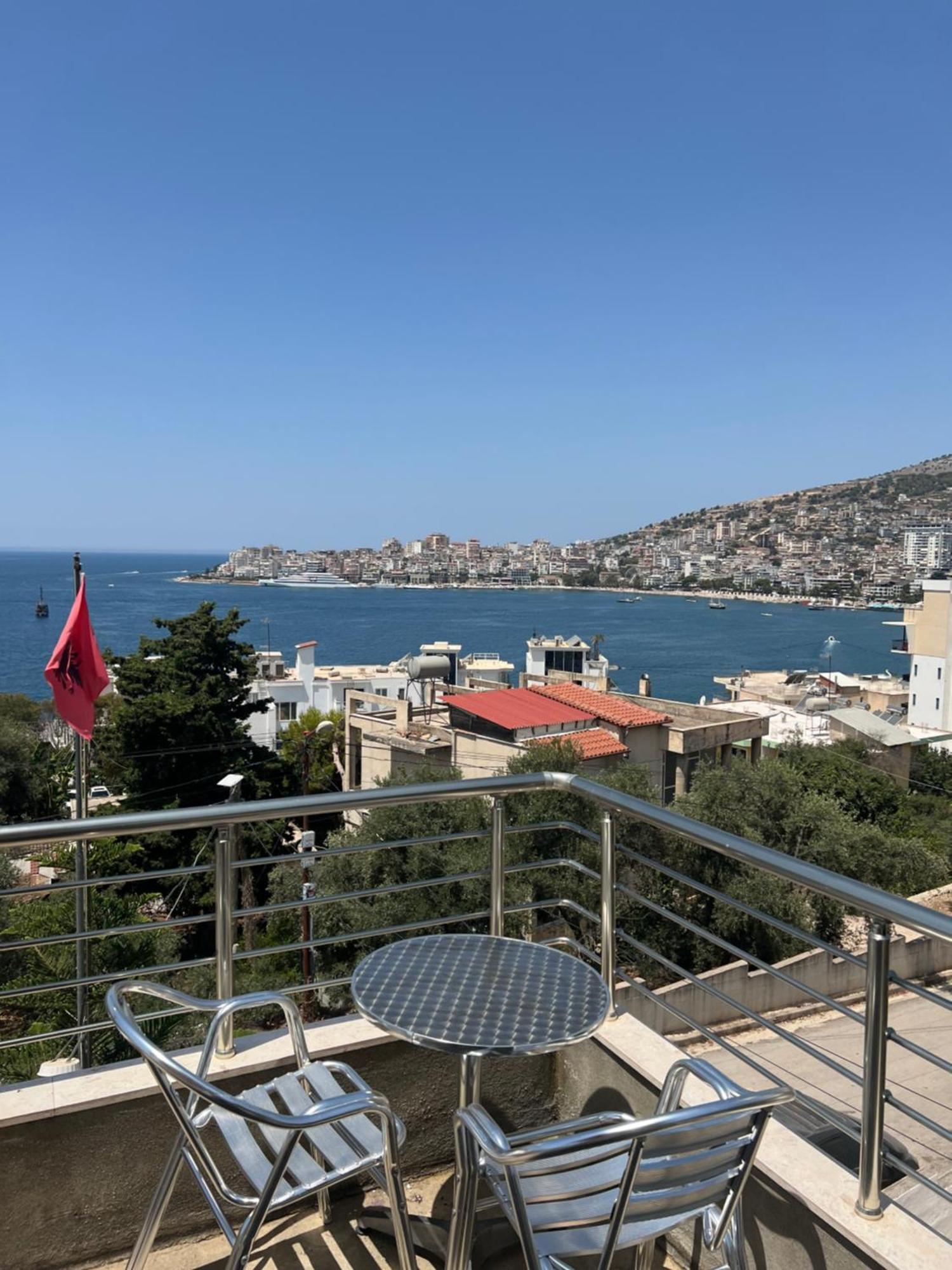 Golden Apartment Sarandë Exterior foto