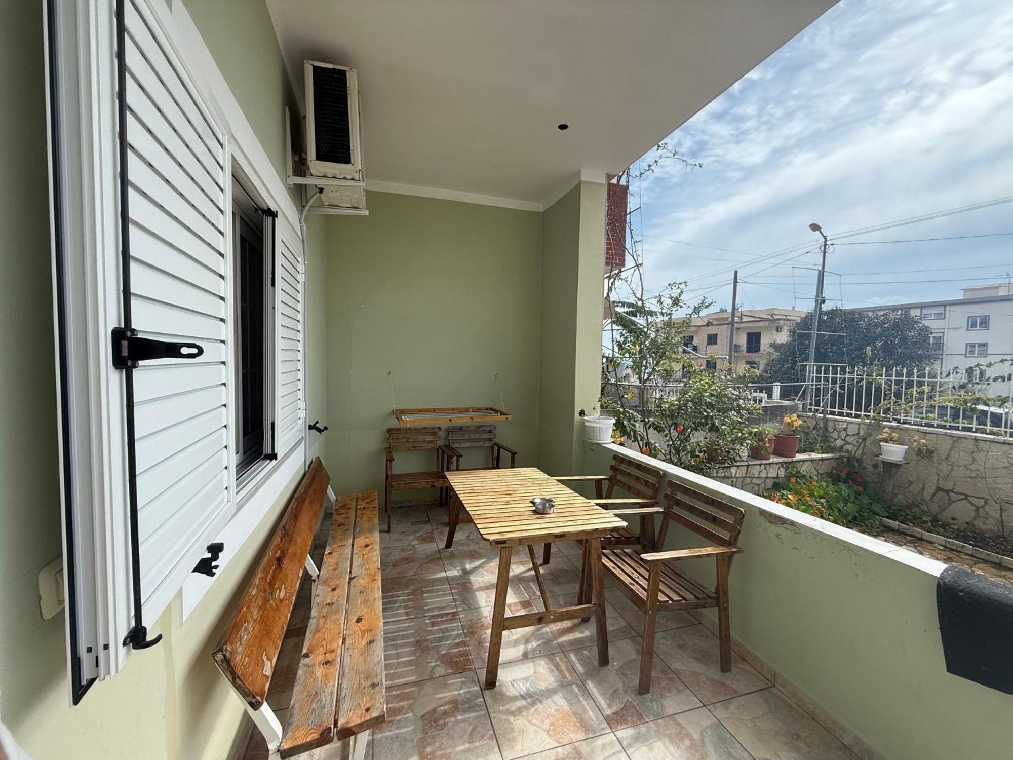Golden Apartment Sarandë Exterior foto