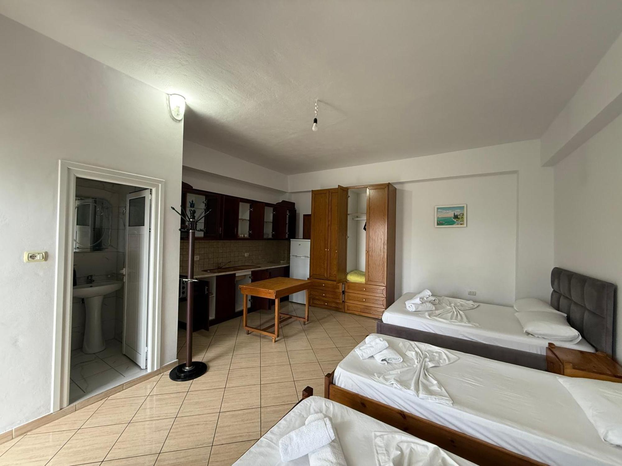 Golden Apartment Sarandë Exterior foto