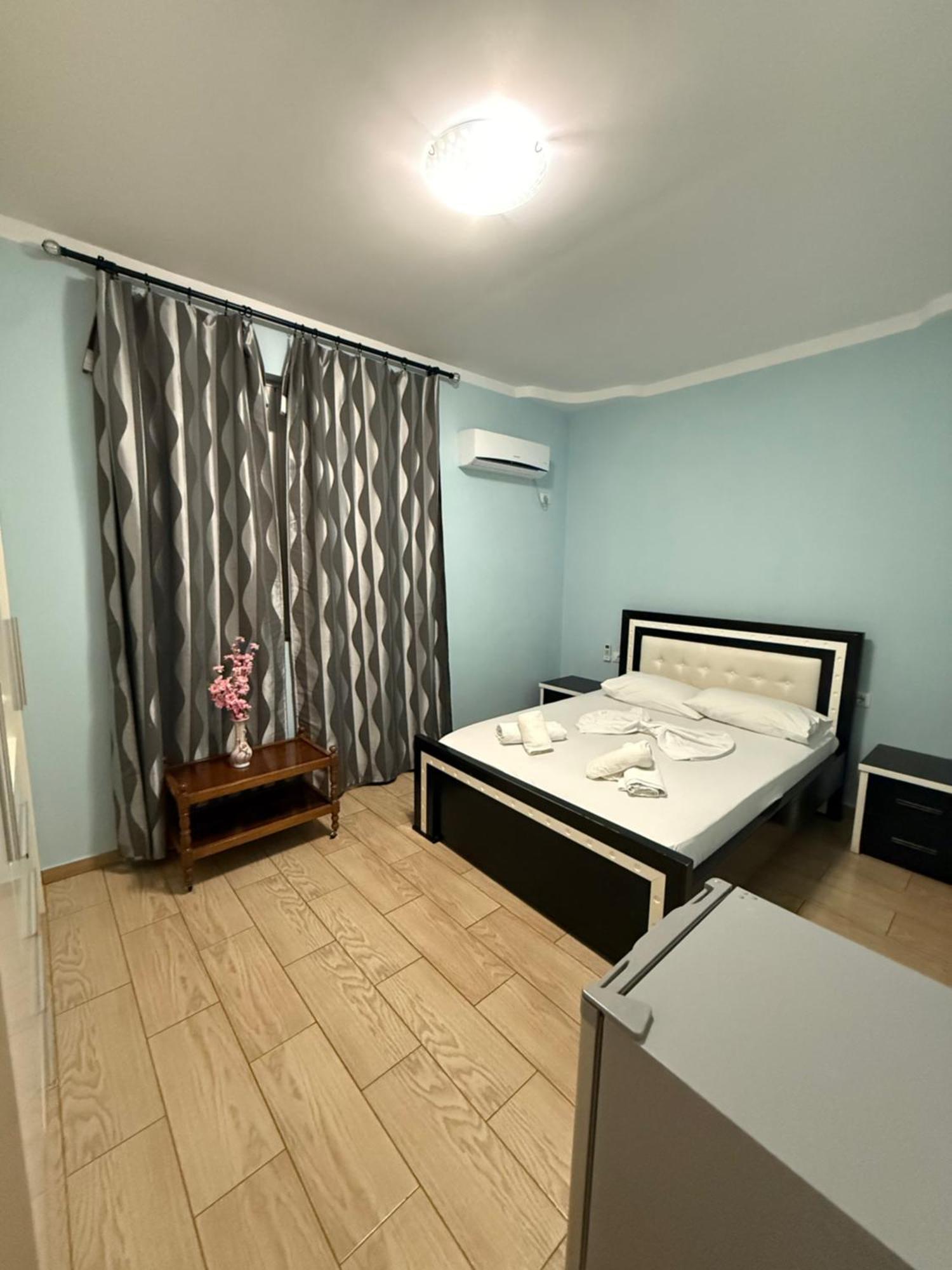 Golden Apartment Sarandë Exterior foto